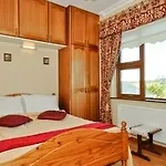 Cois Li Accommodation 4*