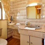 Cois Li Accommodation 4* 트롤리