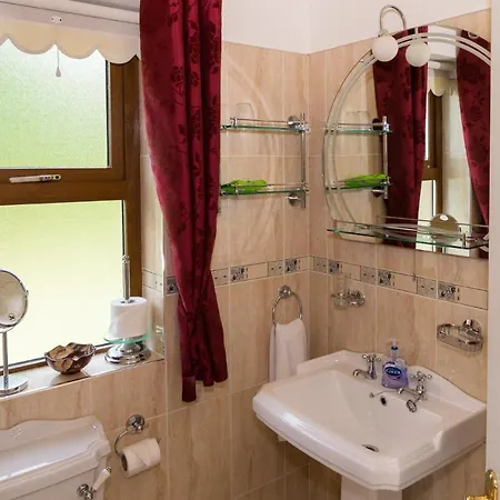 Frühstückspension Cois Li 4*