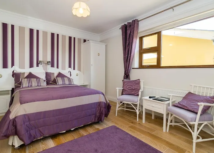 Cois Li Accommodation