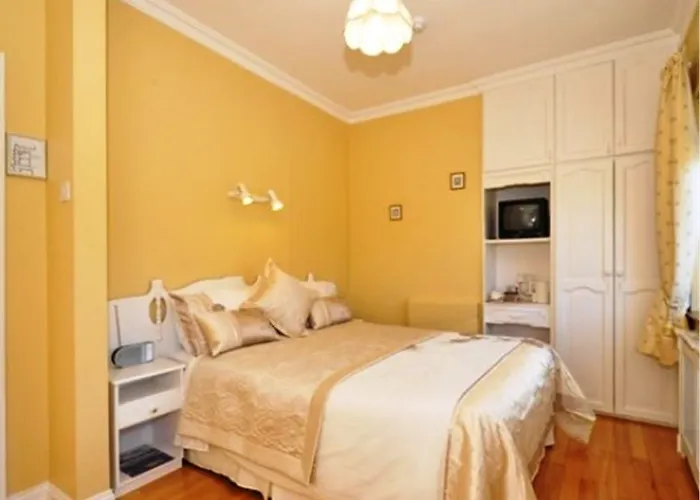 Cois Li Bed & Breakfast